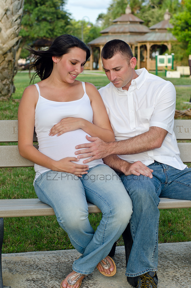 professional maternity pictures cocoa beach fl